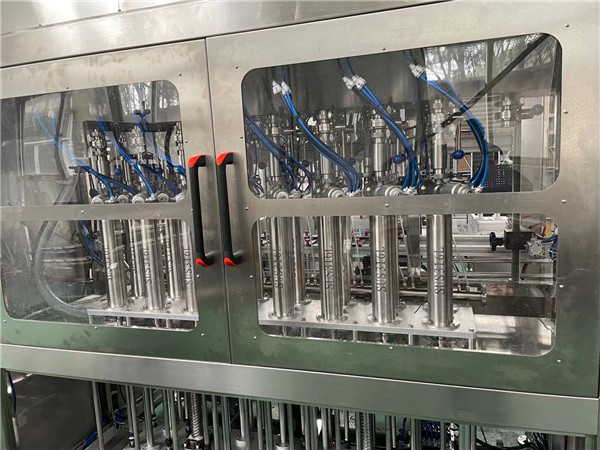 Details zur automatischen Kolbenfüllmaschine