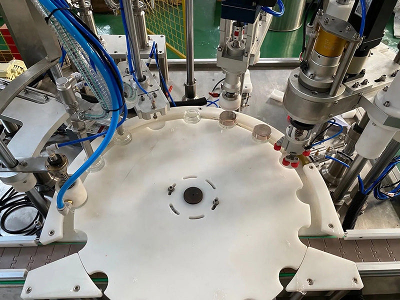 Monoblock-Füllmaschine